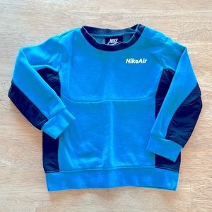 Nike sweatshirt